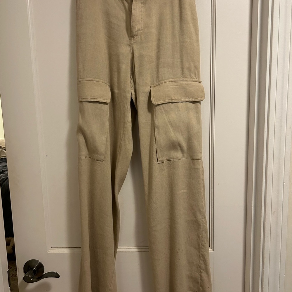 Frame Beige Linen Cargo Pants
